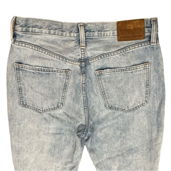 Aritzia Denim Forum Light Blue Distressed High Rise Loose Jeans | Size 26/29L - Picture 11 of 16